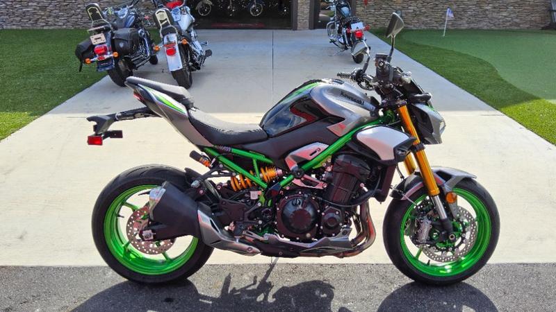 2025 Kawasaki Z900 ABS